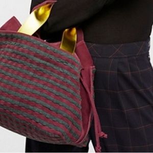 SLOAN BAG CAROLINE WONG NEVER BEEN USED